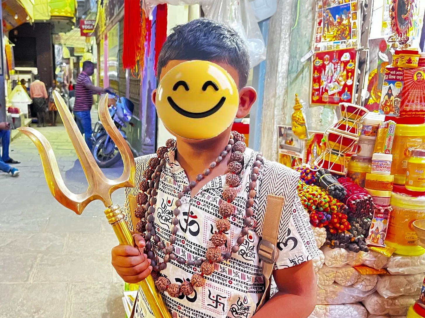child with trishul